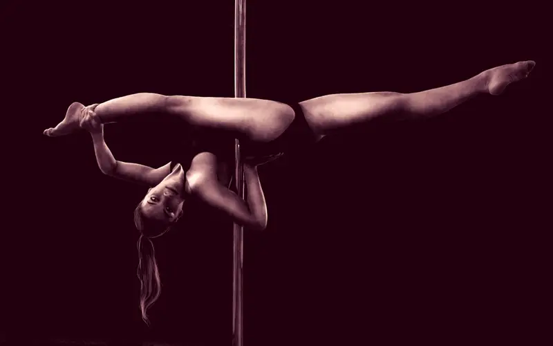 Pole Dancing flexibility